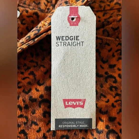 NEW Levi's Corduroy Wedgie Straight Animal Print Pant 28x28 - Picture 9 of 16